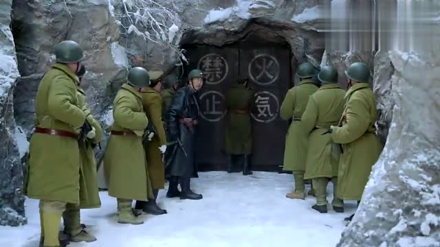 林海雪原少剑波攻打大锅盔侯殿坤竟用这招真是人间败类