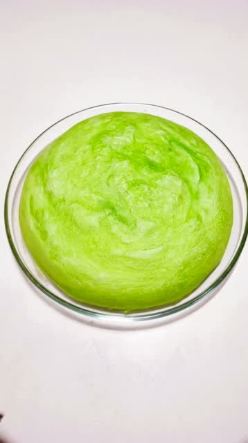 牛油果绿豆腐渣冰山,捏爆的瞬间真刺激,欣赏下凌乱式解压