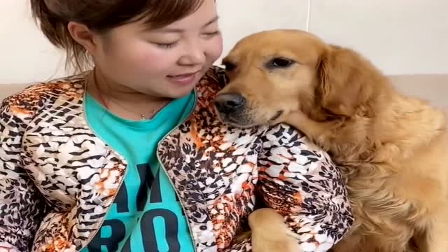 妞妞撒娇的样子真可爱,像极了小女朋友吃醋的样子