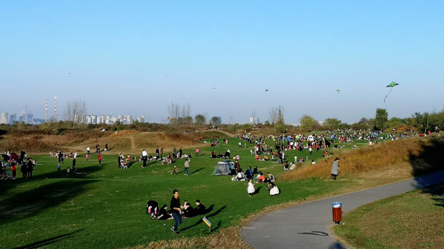 西安渭河城市运动公园 成市周末民打卡地