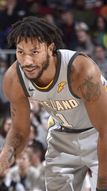 经典回顾:毫不保留 罗斯空切接诺阿传球暴力虐框