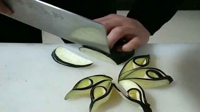 茄子创意拼盘,别小看这个造型,这就是大厨月薪过万的秘密!