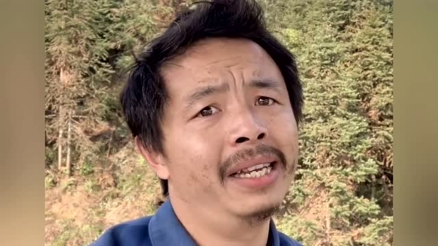 养蜂人神经哥深情一曲《最美的相遇》爆火网络!好听醉人!