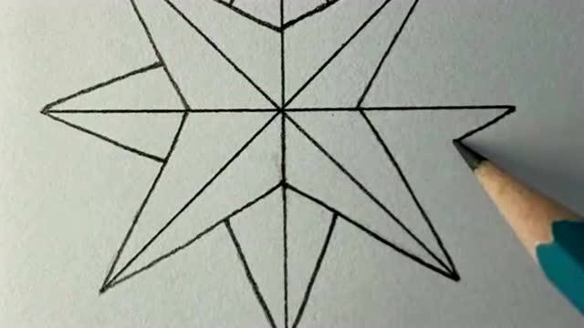 六芒星画起来很简单,但是立体的就很难,虽然就简单的几笔但是很难模仿