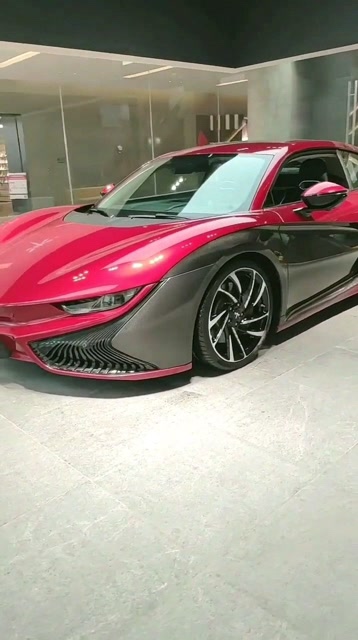 近距离感受下红蜻蜓电动跑车—前途k50!