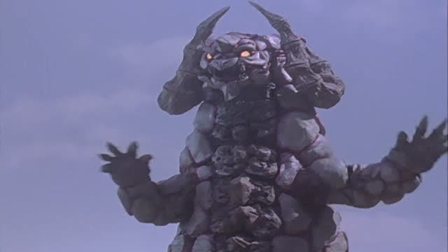 奥特曼:迪迦大战怪兽嘎地,一直僵持不下!