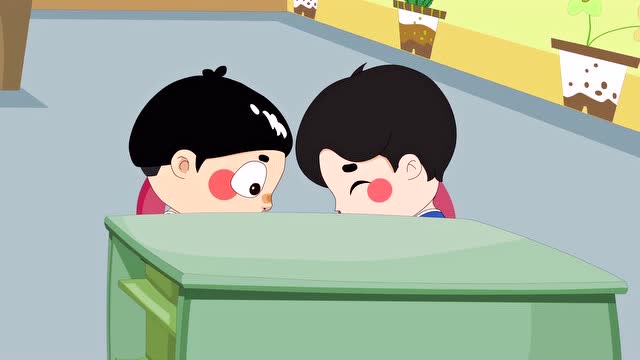 老师正在上课,顾得白和球球却在桌子下偷吃!