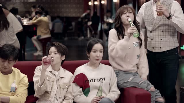 爱情公寓5大伙在酒吧唱长亭外古道边这场面让人看得泪流满面啊