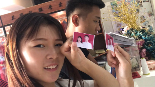 农村女孩跟相亲对象领结婚证,到民政局门口谁也不进去,要悔婚?