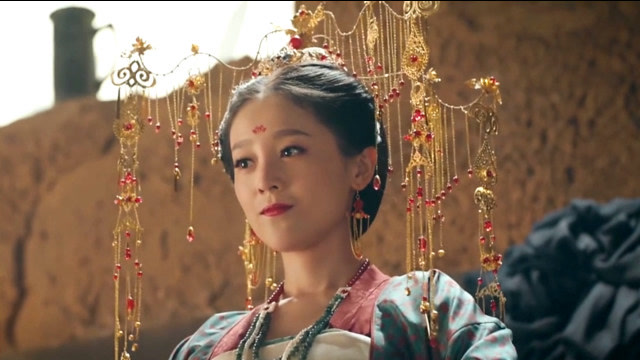 7分钟看《灵魂摆渡黄泉》八百里黄沙最美孟婆,曼珠沙华思君归来