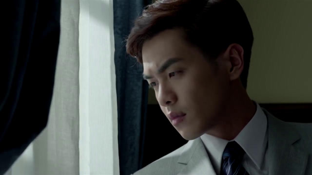 麻雀唐山海看着吕明的照片决定赌一把打给了李默群