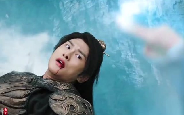 女主为男主交出鱼腹绫,化成鱼#人鱼缚