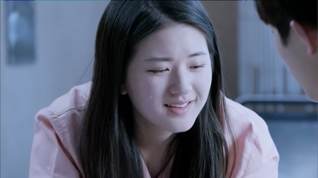 蓝色生死恋:赵露思演技真好,美女懂事得让人心疼,得绝症不愿连累家人