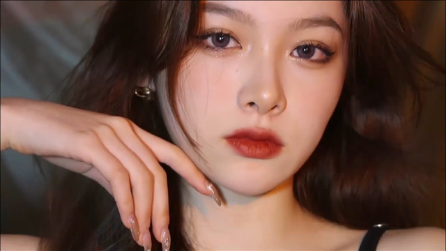 新手也可驾驭的jennie灵感小烟熏妆容