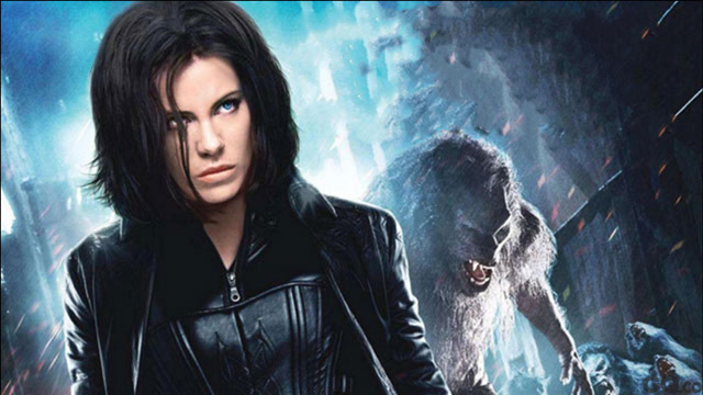 月之女神赛琳娜紧身皮裤,手执双枪,一双蓝眸凝视前方,美呆了