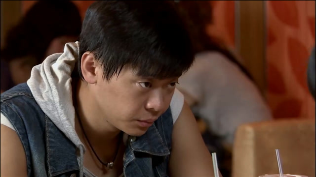 永不回头:安子26岁还在当流氓,结果连兄弟都瞧不起赶走他,气炸了