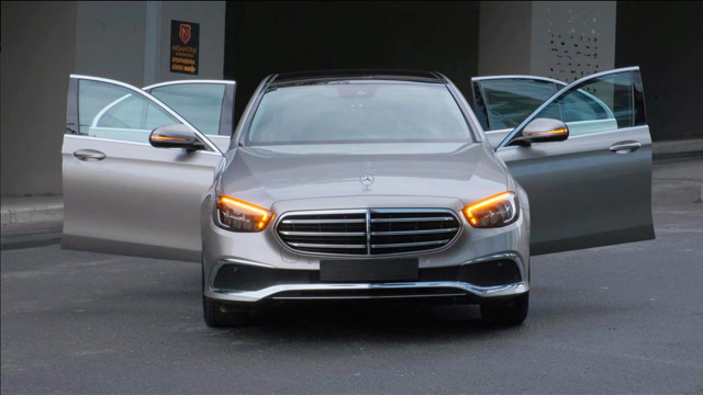 2021款奔驰e200d,坐进车内那一刻,才明白什么叫做科技