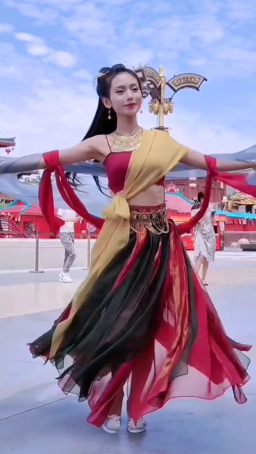 千艺女神,不仅人漂亮,舞蹈也跳的这么好!