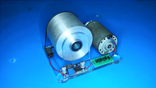 制作自由能飞轮发电机