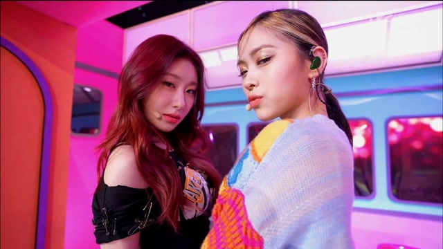 这真是甜蜜的毒药啊!210926 itzy《loco》高清舞台 中韩双字