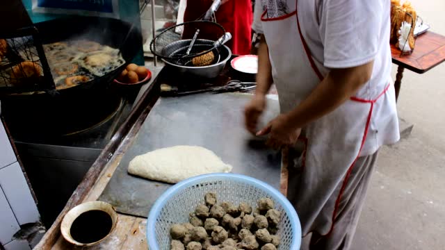 椑木镇板板桥的油炸粑