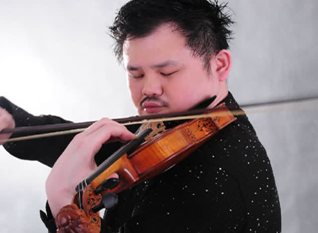 李传韵小提琴即兴表演:疯的是小提琴不是我!