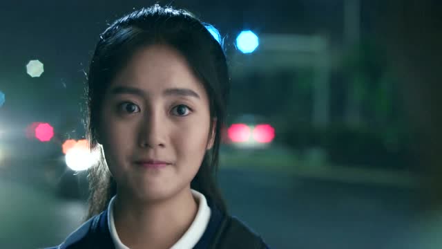 《致我们单纯的小美好》陆阳对林静晓表达爱意,这就是学生恋情