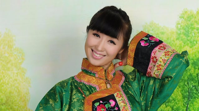 苏雅拉其其格《我在草原等你来》足够的动人心弦