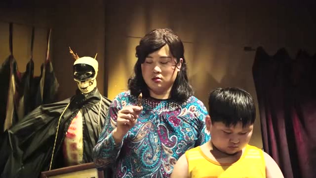 万万没想到蝙蝠侠耳朵被女神孔连顺当做鸡翅给咬了一口
