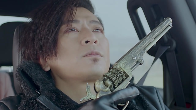 灵魂摆渡:赵吏警觉性挺高,睡觉都带枪