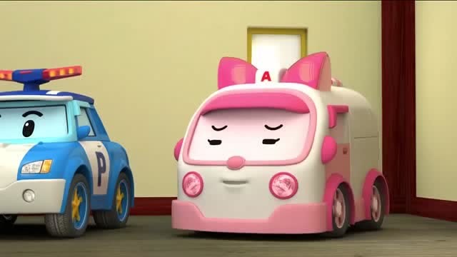 变形警车珀利:小娟的图纸不知被谁毁掉,第一个想到的就是海利!