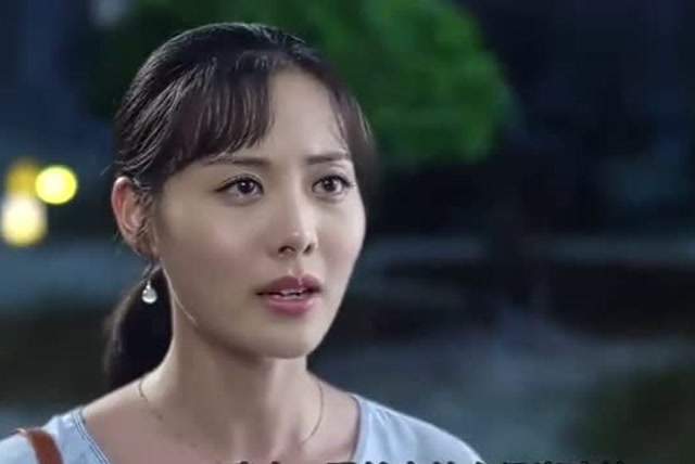 梅花儿香:媛媛知道爸爸结婚,痛哭欲绝,害怕不要自己!