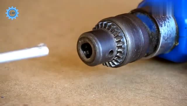 铁丝用它拧,省时又省力!