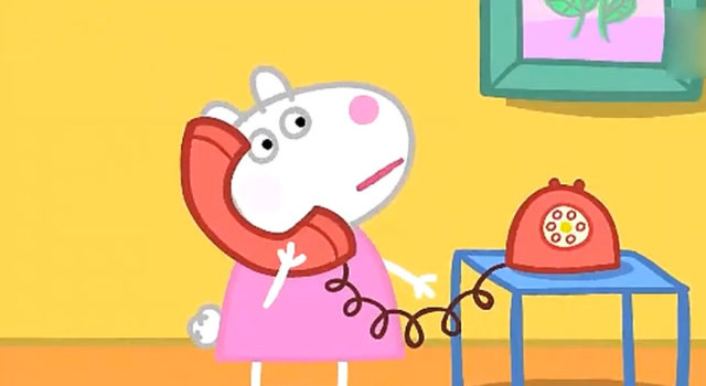 国庆节到了,佩奇打电话邀请好朋友小羊苏西来家玩.