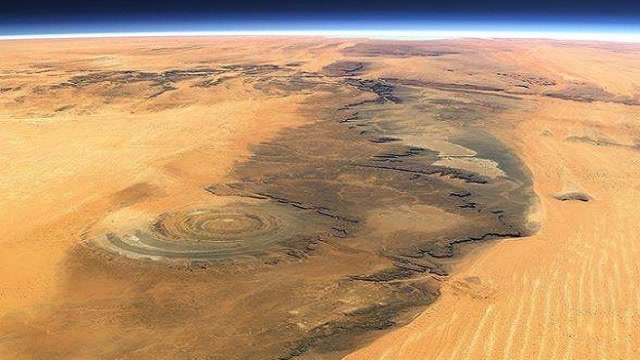 撒哈拉沙漠发现神秘漩涡,疑似通向地狱之门