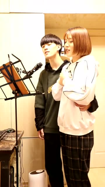 王萌萌和卜凡旭的抖音神曲《特别的爱给特别的你》