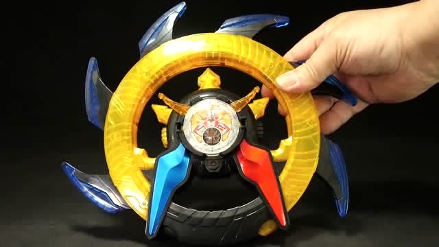 《罗布奥特曼》新武器"罗布光轮"实物炫酷展示!