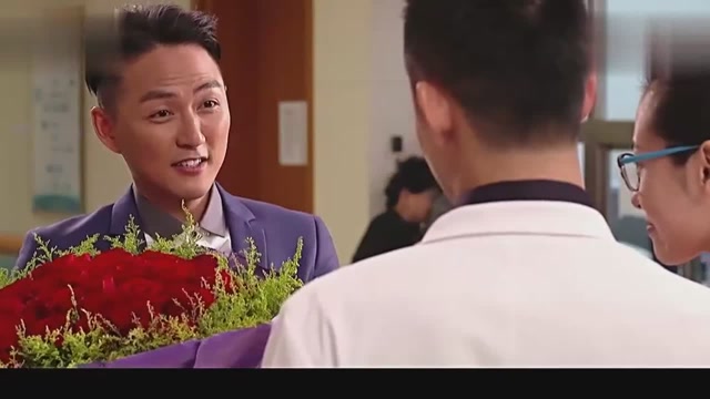 《青年医生》王博看见美女学生被表白,居然说他是美女的男朋友