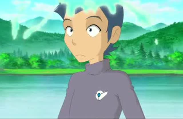 纳米神兵阿离被乌拉克水龙给咬住了那牙齿都要把他咬穿了