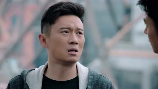 猎毒人:赵毅这个眼神可犀利,不过看得出他还是很看中兄弟情义的