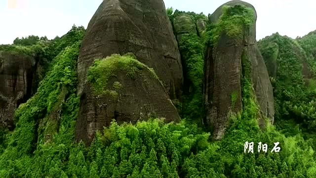 旅游美景:"鬼斧神工"赣县区韩坊镇万象山