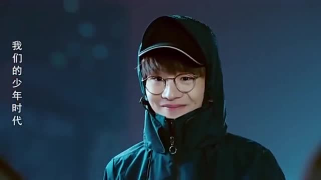 班小松邬童三人抓到做恶作剧的人,原来做恶作剧的人竟是薛铁