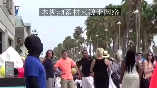 國外街頭惡搞:男模忽然做出搞怪動作,過往路人的反應真搞笑