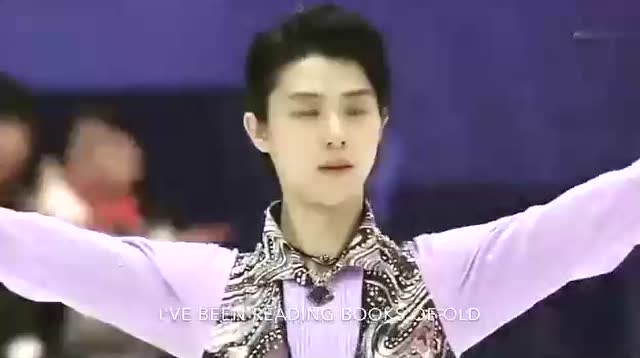 只需要一個眼神就足夠吸引人的羽生結弦!這是太帥了!