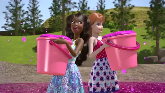 《芭比之梦想豪宅》蜜琪你怎么跑那么慢,怎么别人走路都比你快!