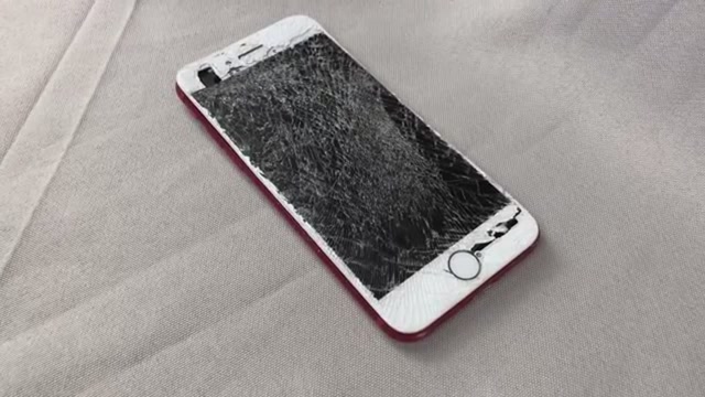 苹果7手机屏幕摔碎了换屏多少钱
