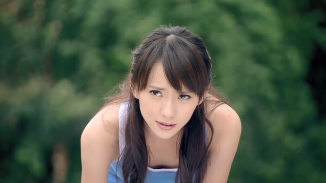 胡一菲和诺澜打网球,这技术没进国家队真可惜