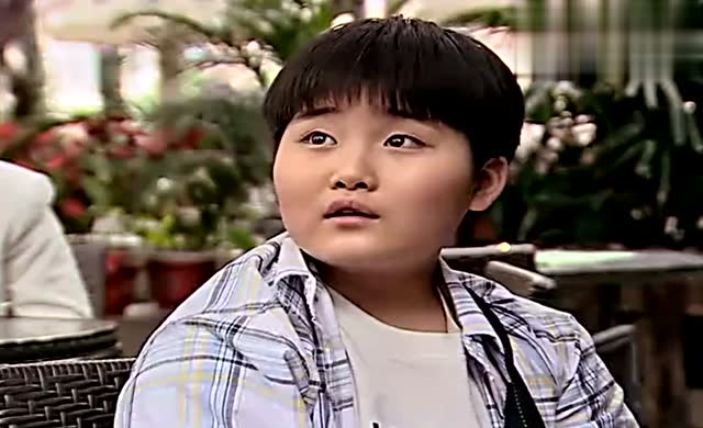 爆丸小子:他在咖啡店打工?阿佑前去感谢,高手:不是借给你的