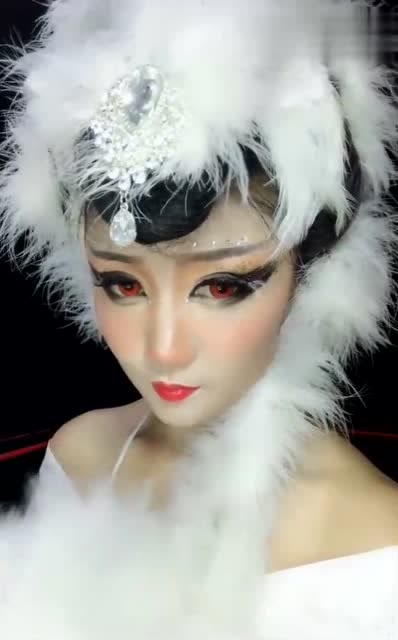 九尾狐卸了妆长这样,颜值还是经得住考验的