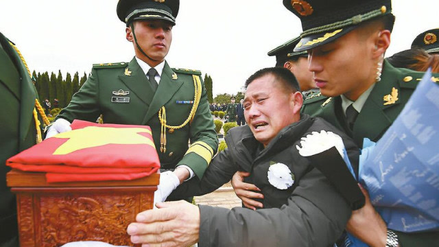 王成龙烈士葬礼今天在莒南举行,英雄一路走好!